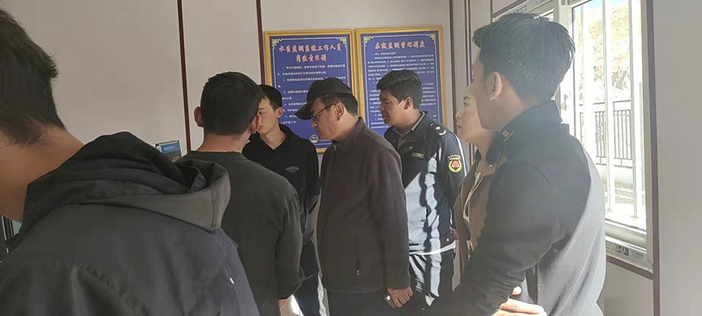 10月21日城管局、環(huán)保局及住建局局長蒞臨我廠謝通門污水處理廠檢查運行情況及了解整改階段。